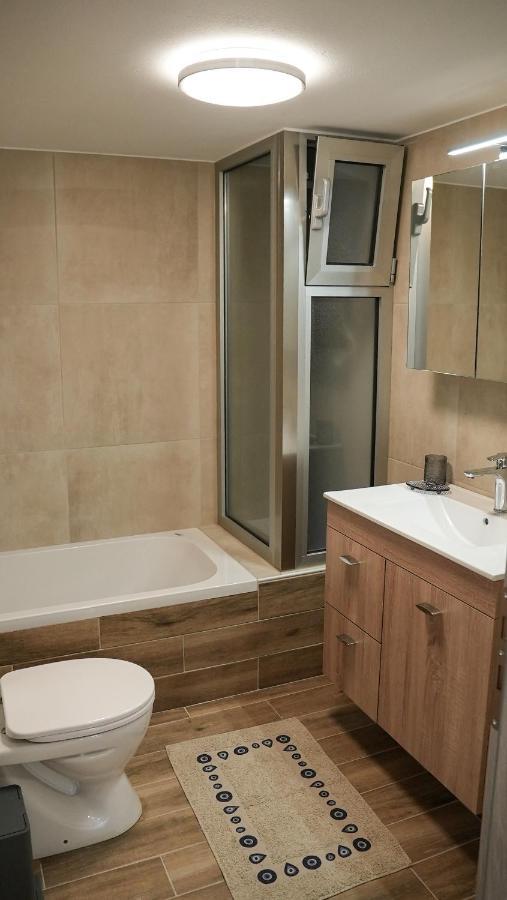 Appartamento Oasis - Chic & Minimal Apt Agios Nikolaos Esterno foto